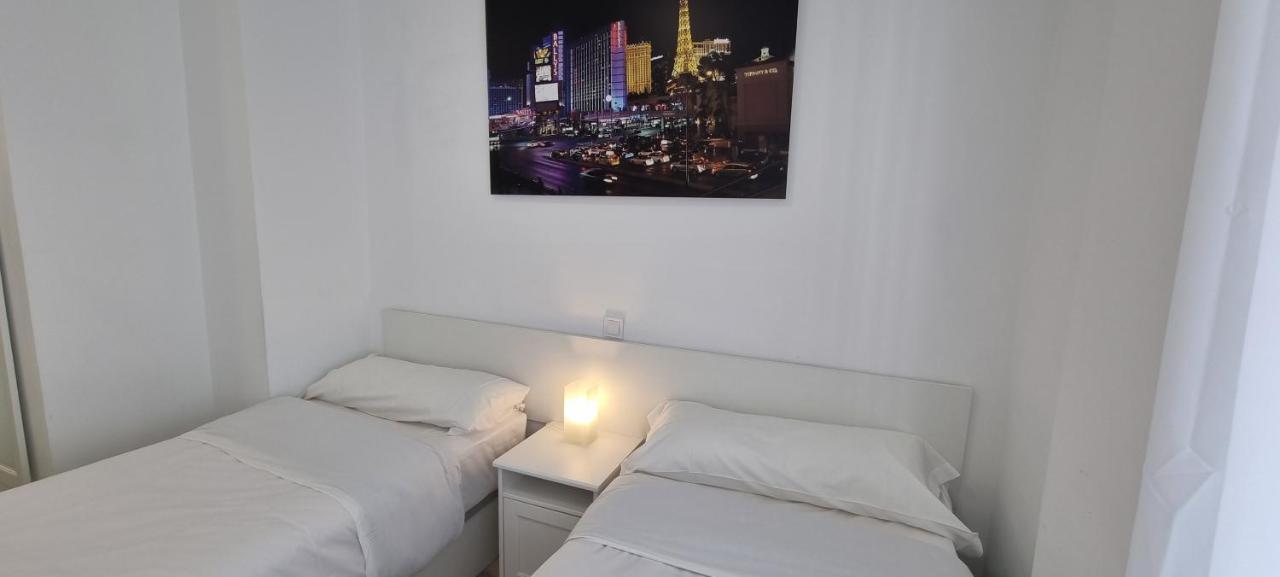 Apartamentos Tanez Santurce A 마드리드 외부 사진